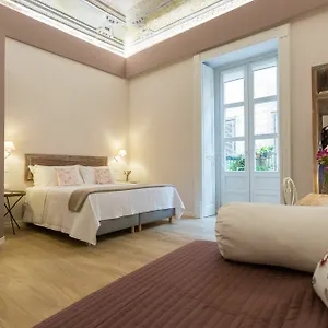 Bellaroto & Guest house